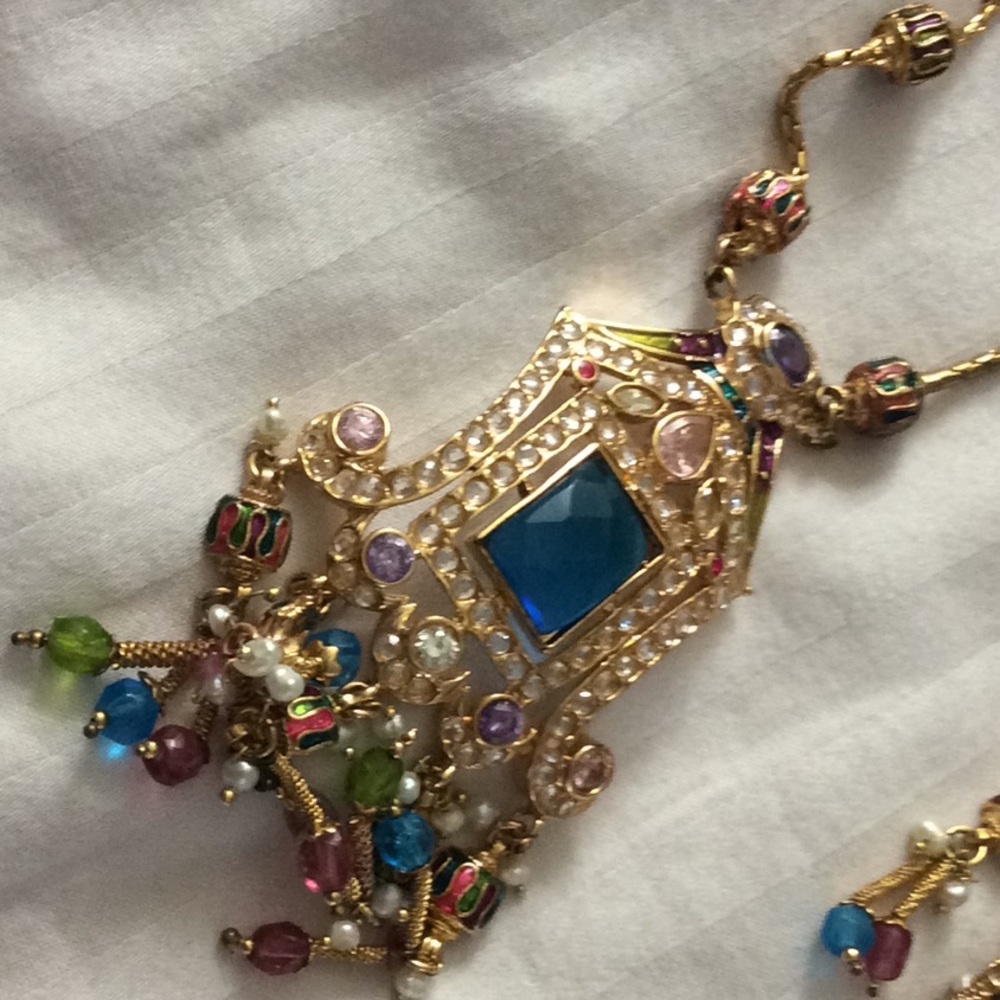 Indian jewelry set